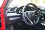 本田思域2016款220TURBO 自动豪华版