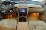 奔驰R级2011款R350L 4MATIC