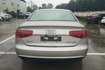 奥迪A4L2015款30 TFSI 自动舒适型