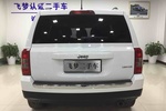 Jeep自由客2014款2.4L 豪华导航版