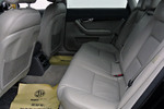 奥迪A6L2010款2.0TFSI 基本型