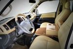 丰田HIACE2011款2.7L 自动豪华版10座