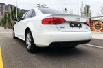 奥迪A4L2010款2.0TFSI 标准型