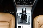 大众帕萨特2015款1.8TSI DSG尊荣版