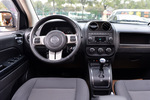 Jeep指南者2012款2.4 运动版