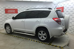 丰田RAV42012款炫装版 2.0L 自动四驱 