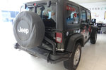 Jeep牧马人四门版2011款3.8L 罗宾汉