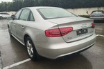 奥迪A4L2015款30 TFSI 自动舒适型