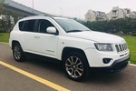 Jeep指南者2013款2.4L 四驱炫黑导航版