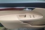 荣威7502008款750E 2.5L 贵雅版