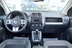 Jeep指南者2014款改款 2.4L 四驱舒适版