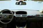 宝马7系2005款740Li
