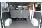 上汽大通MAXUSV802017款2.5T5挡手动傲运通国IV长轴中顶6-10座