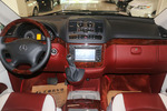 奔驰威霆2010款2.5L 商务版