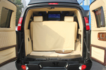 GMC Savana2013款6.0L 豪华隐私屏版7座