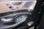 奔驰S级2014款S500L 4MATIC
