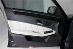 奔驰E级2010款E300L 时尚型尊贵版(加长版)
