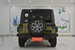 Jeep牧马人四门版2013款3.6L 撒哈拉 点击看大图