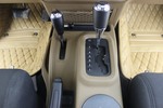 Jeep牧马人四门版2011款3.8L 撒哈拉 点击看大图
