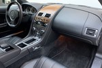 阿斯顿马丁DB92014款6.0L Carbon White Coupe