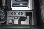 丰田普拉多2019款3.5L 自动TX-L尊享版后挂备胎
