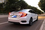 本田思域2016款220TURBO 手动豪华版