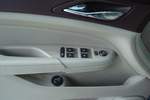 凯迪拉克SRX2010款3.0L 旗舰版