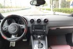 奥迪TT2013款TT Coupe 2.0TFSI quattro 白色经典版