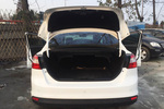 福特福克斯三厢2012款1.6L 自动尊贵型