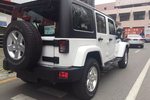 Jeep牧马人四门版2015款2.8TD 撒哈拉 柴油 点击看大图