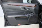 奔驰E级2015款E260L