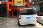 奔驰唯雅诺2010款2.5L 尊贵版