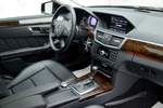 奔驰E级2011款E300L 优雅型(加长版) 点击看大图