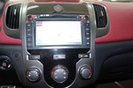 起亚速迈2011款2.0L AT运动版（红色内饰）