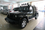 Jeep牧马人四门版2008款3.8L 撒哈拉 点击看大图