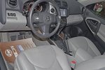 丰田RAV42010款2.0L 自动豪华升级版