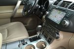 丰田汉兰达2013款2.7L 两驱7座探索版 点击看大图