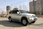 三菱帕杰罗2011款3.0L GLX 自动 四驱