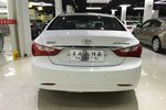 现代索纳塔八2011款2.0L 自动豪华版