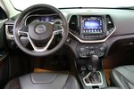 Jeep自由光2014款2.4L 高性能版