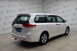 丰田Sienna2011款3.5L 四驱自动型