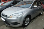 福特福克斯三厢2013款三厢经典 1.8L 手动基本型