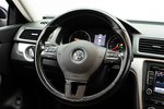 大众帕萨特2015款1.8TSI DSG尊荣版