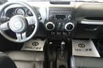 Jeep牧马人两门版2012款3.6L 罗宾汉