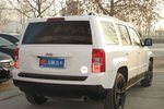 Jeep自由客2013款2.4L 运动版