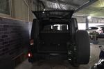 Jeep牧马人四门版2010款3.8L 罗宾汉