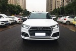 奥迪Q52018款典藏版 40 TFSI 进取型