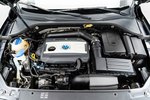 大众帕萨特2015款1.8TSI DSG尊荣版
