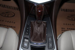 凯迪拉克SRX2010款3.0L 豪华版
