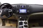丰田汉兰达2012款3.5L 四驱7座豪华版 点击看大图